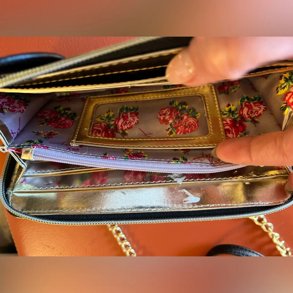 Betsey Johnson cat shoulder wallet purse NWOT - Picture 3 of 9